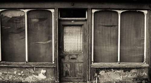 how to protect an empty property