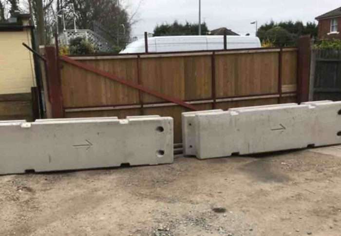 Concrete barrier in use
