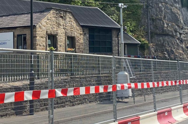 Rapidly deployable solar powered security solution for remote compounds