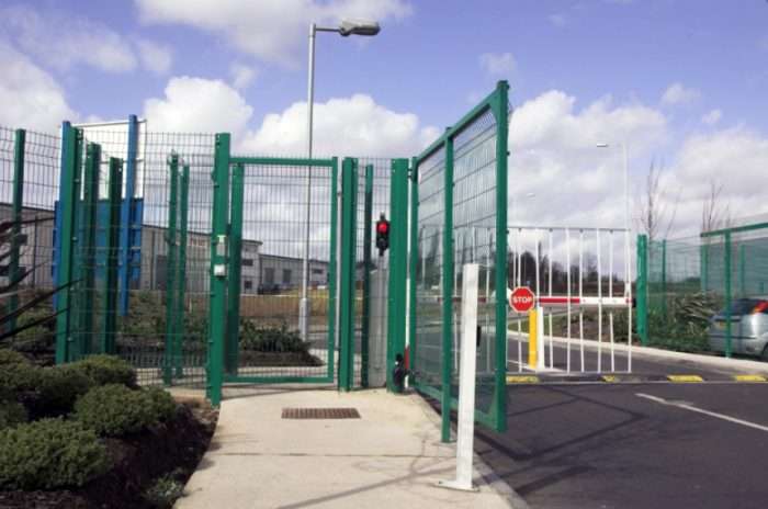 Clearway electric gates
