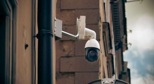 how to keep spiders and obstructions from cctv cameras