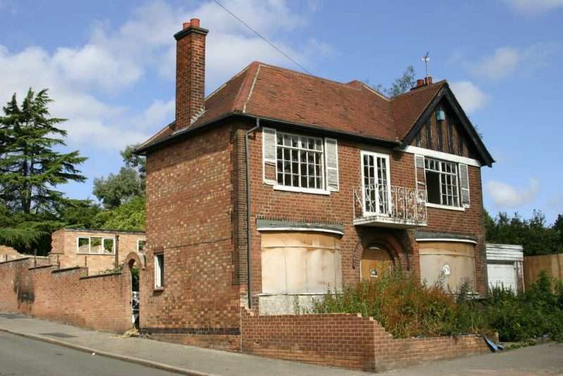 What to do if a tenant abandons a property