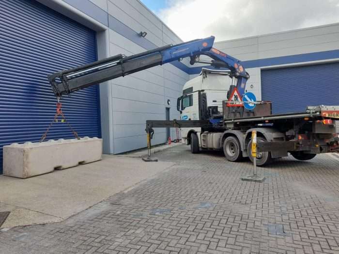 xl block being transported