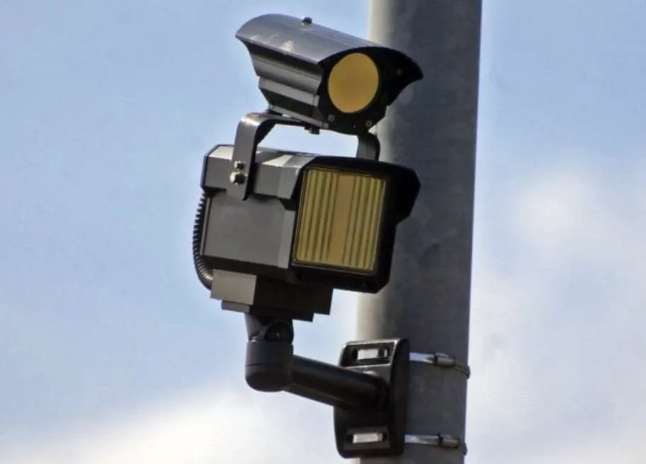 Best CCTV Cameras for Reading Number Plates (At Night)